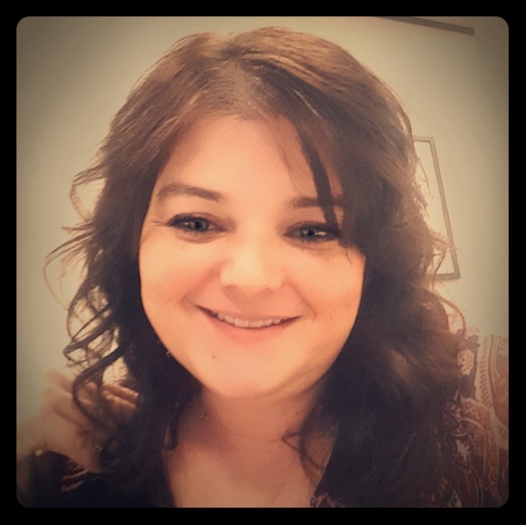 Meet your Posher, Margery - Picture 1 of 1